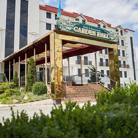 Garden Hall Ternopil Ngoại thất bức ảnh