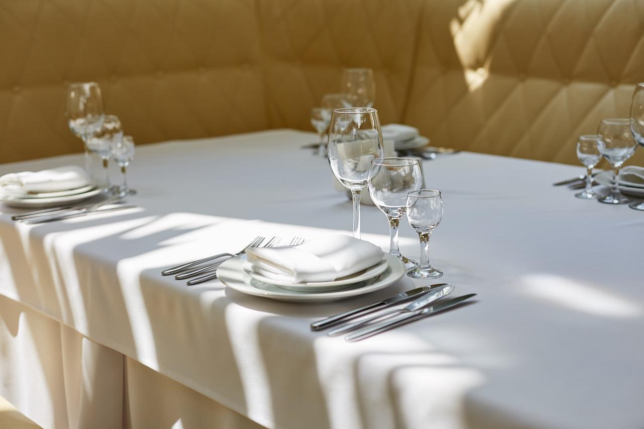 Garden Hall Ternopil Ngoại thất bức ảnh