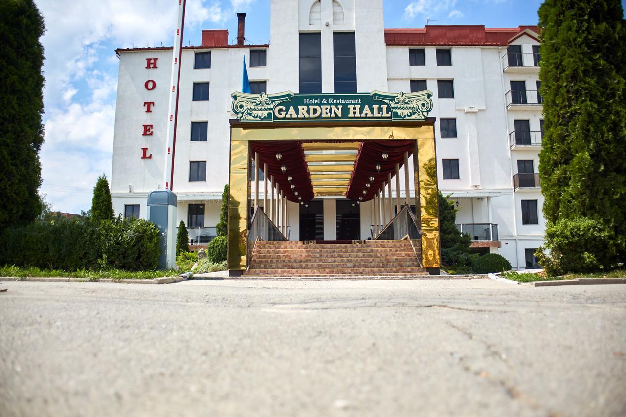 Garden Hall Ternopil Ngoại thất bức ảnh