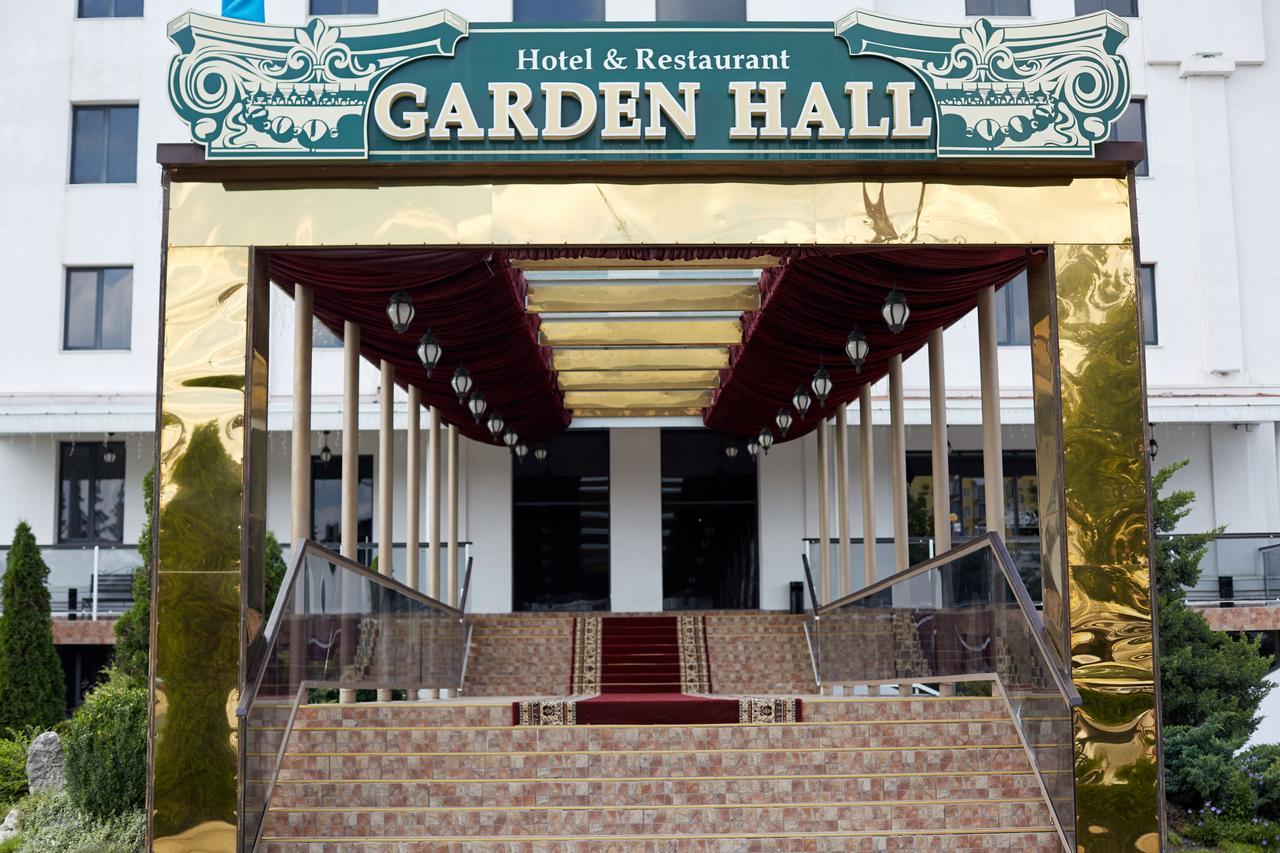 Garden Hall Ternopil Ngoại thất bức ảnh