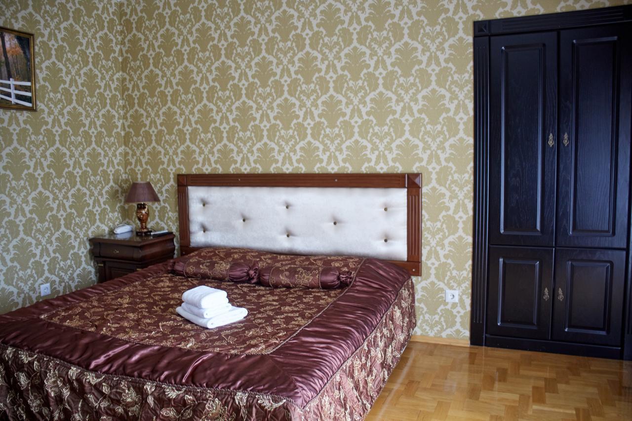 Garden Hall Ternopil Ngoại thất bức ảnh